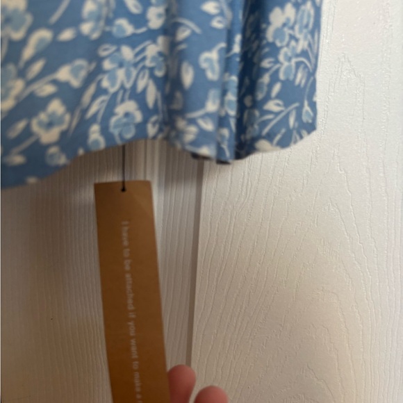 Reformation Blue and White Floral Dress - Picture 4 of 4